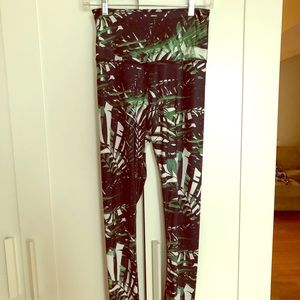 Beyond Yoga leggings from Equinox